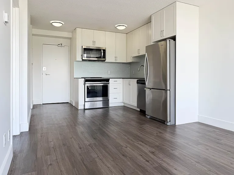 1755 Haro St #306 — Photo 2