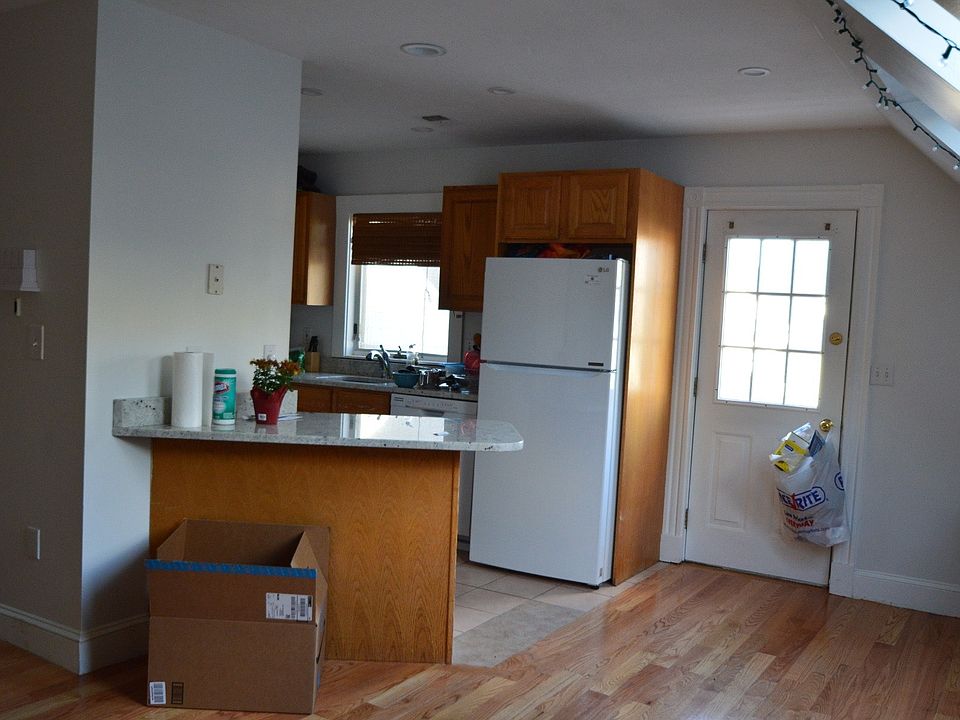 2nd image of 6 Ashford St
