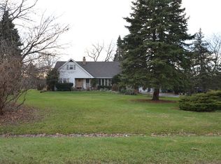 8S550 Boundary Hill Rd, Naperville, IL 60565