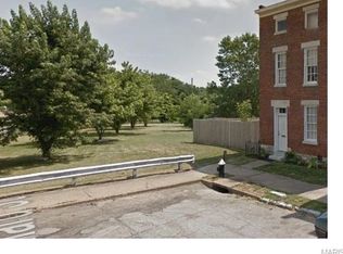 1842 Menard St, Saint Louis, MO 63104