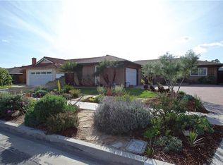 2046 Mirasol St, Santa Ana, CA 92705