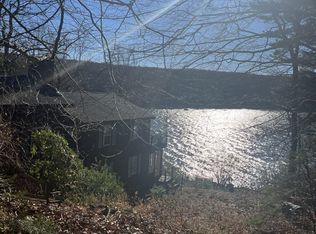 320 Hancock Rd, Harrisville, NH 03450