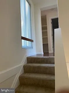 1823 N Shore Ct — Photo 23