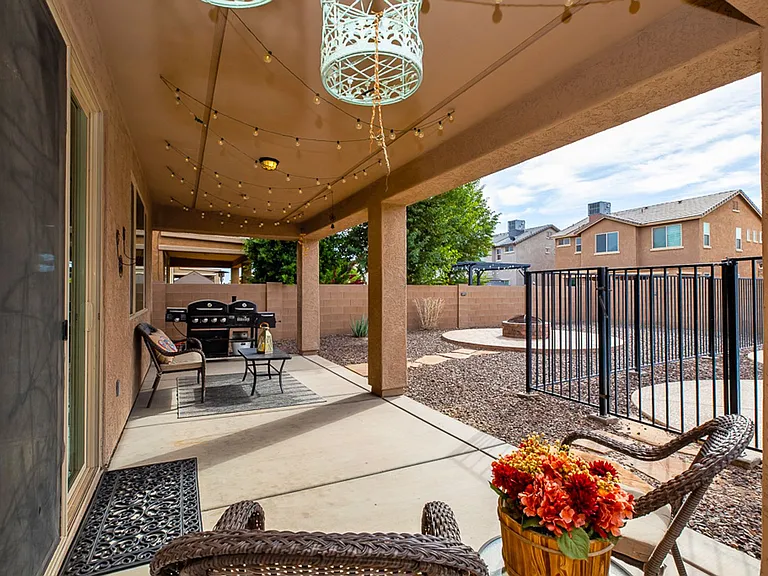 6577 E 34th Ln — Photo 35