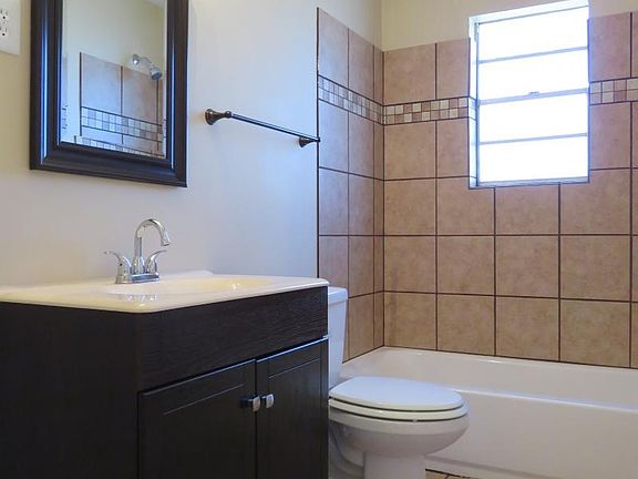 4th image of 4499 Sunvalley Dr