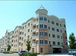 2215 Windsor  Park Ct, Englewood, NJ