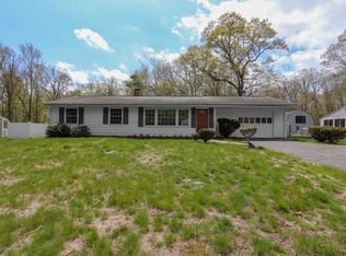 20 Raleigh Rd, Framingham, MA 01701