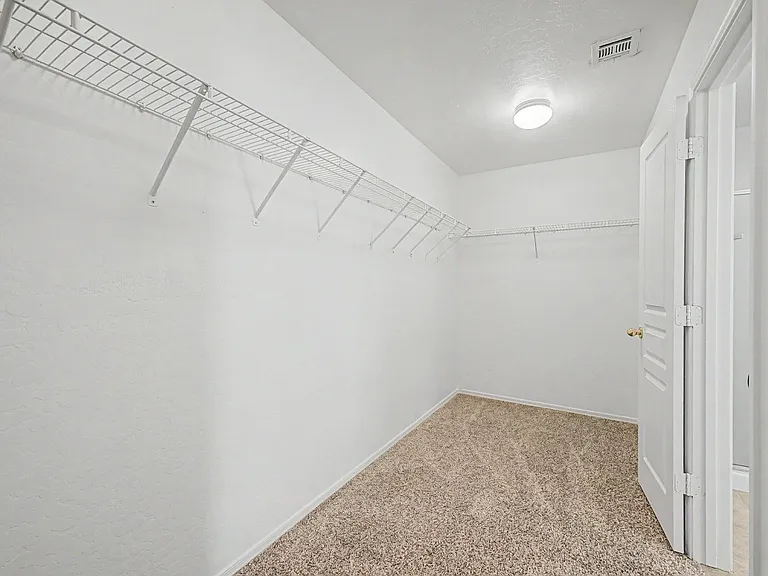 16818 W Marshall Ln — Photo 18