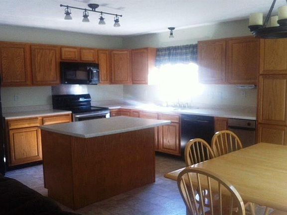 4th image of 6058 Driftwood Ct