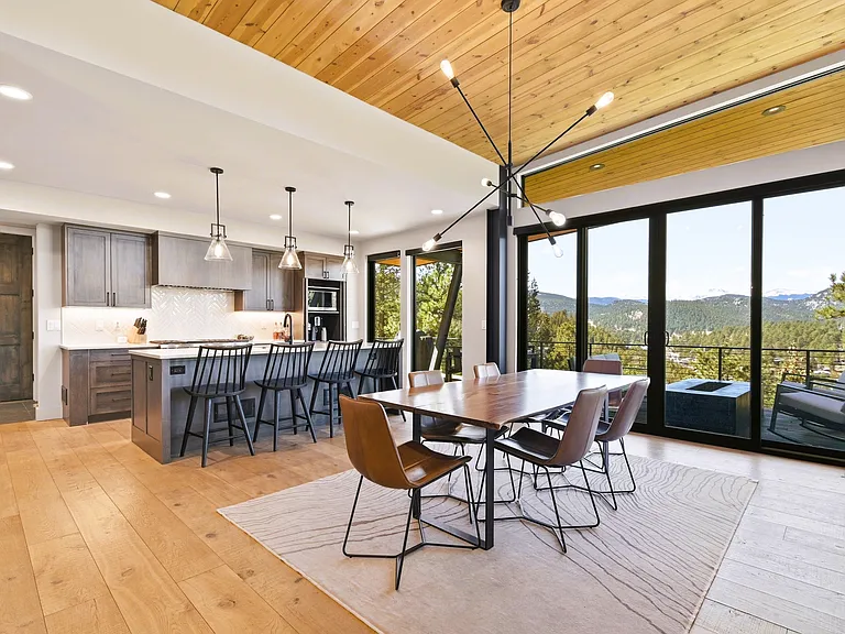 4475 Forest Trl — Photo 15