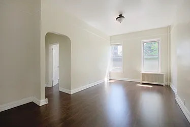 Rented by Coldwell Banker Warburg