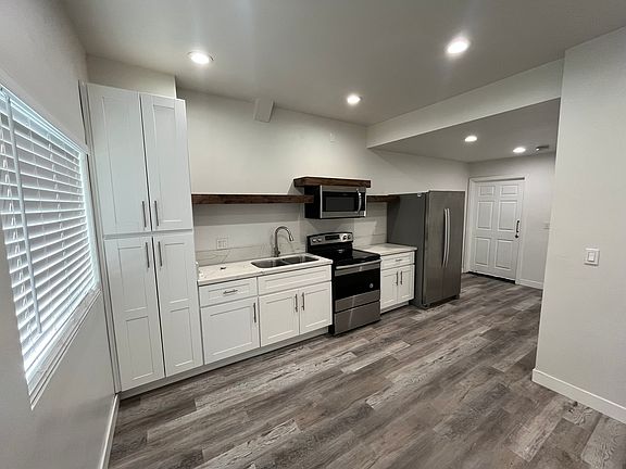 2nd image of 647 Avocado Ave #A