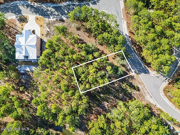 3rd image of 1528 St Vincent Drive SW LOT 220