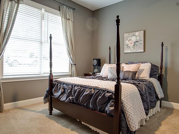 4th image of 1830 Cherokee Ridge Dr