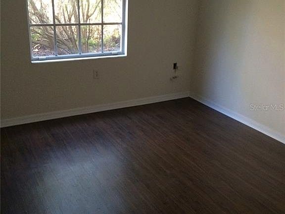 5th image of 5401 Bentgrass Dr #1109