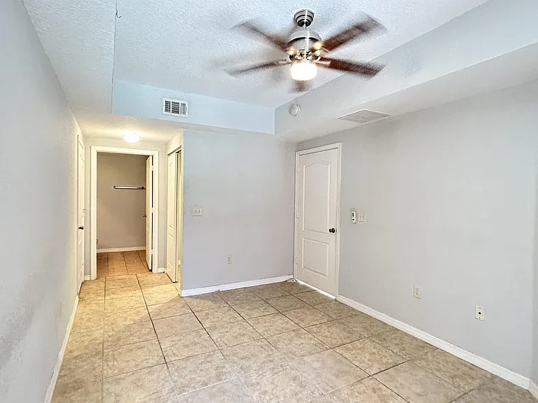 138 SW Peacock Blvd #106-20-106 — Photo 4