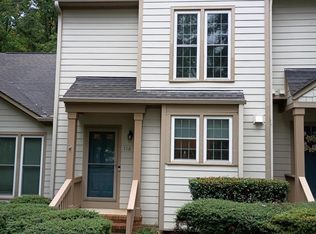 118 Windbyrne Dr, Cary, NC 27513