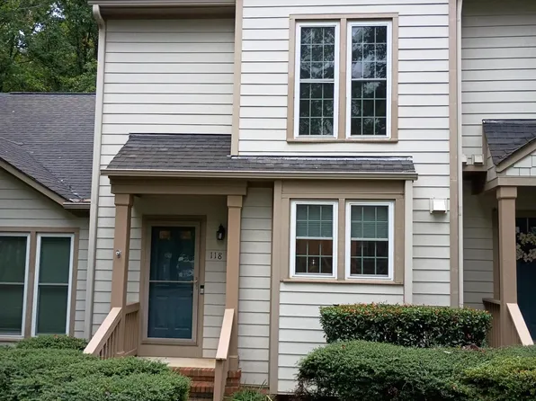 118 Windbyrne Dr, Cary, NC 27513