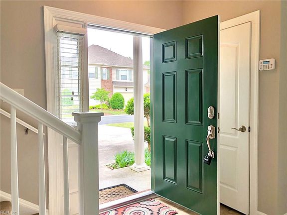 2nd image of 3908 Cromwell Park Dr