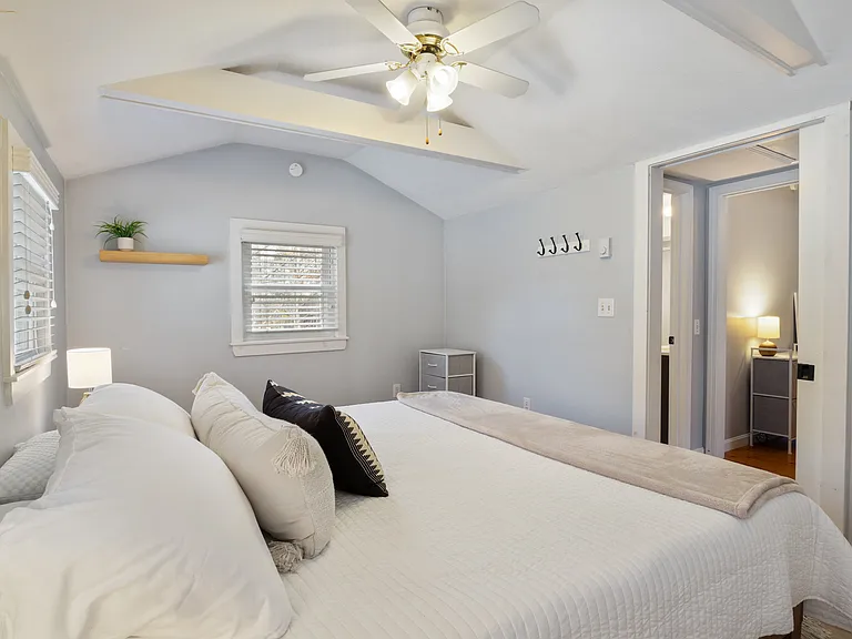 Skylark Ln — Photo 14