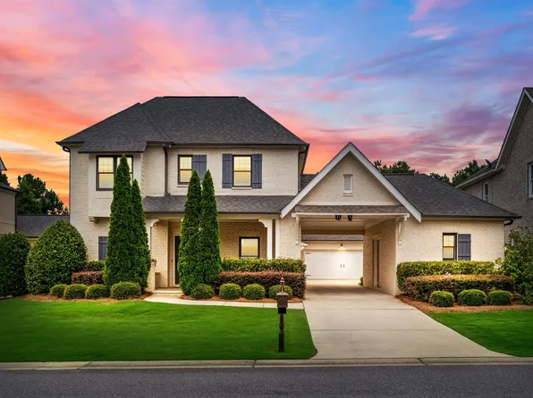 686 Provence Dr, Vestavia, AL 35242
