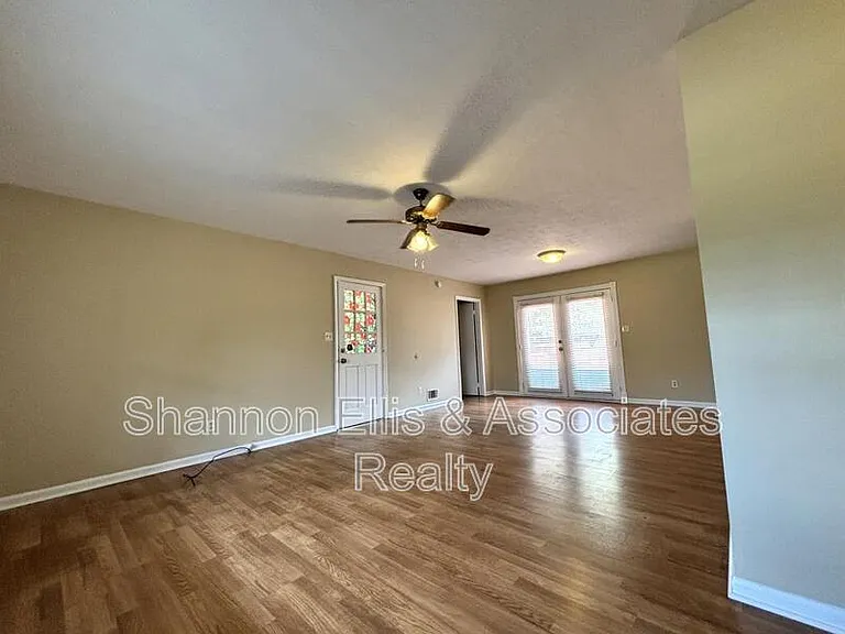 405 Elder Rd — Photo 16