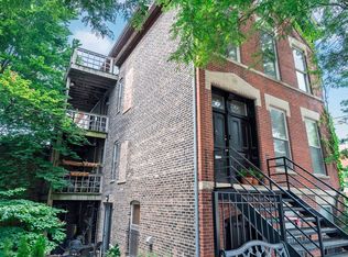 1127 W Chestnut St APT 2N, Chicago, IL 60642