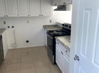 6460 40th Ave N APT 4, Saint Petersburg, FL 33709