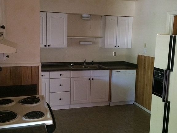 3rd image of 4530 Chedder Dr