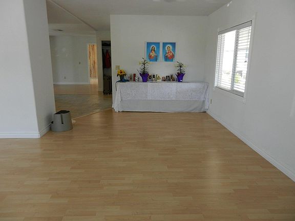 5th image of 2871 Moss Hollow Dr #2871