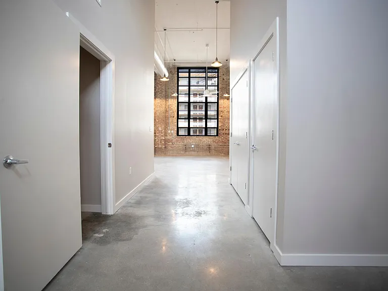 The Marine Residence — Photo 21