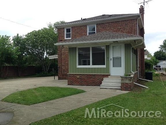 3rd image of 1387 W Selfridge Blvd