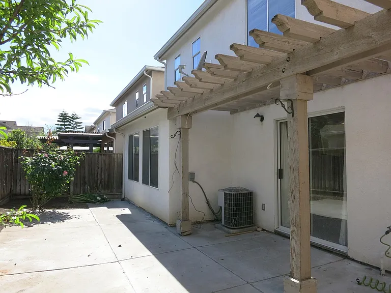 1572 Firestone Loop — Photo 11
