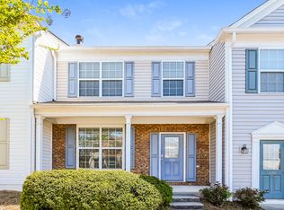 1010 Annazanes Ct, Alpharetta, GA 30004