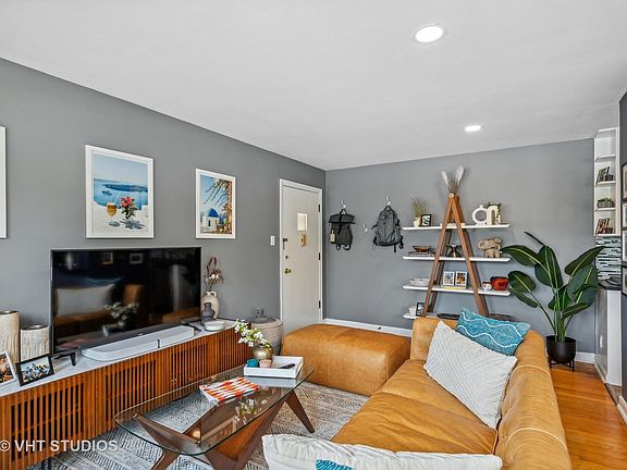 4th image of 7221 Division St APT 1
