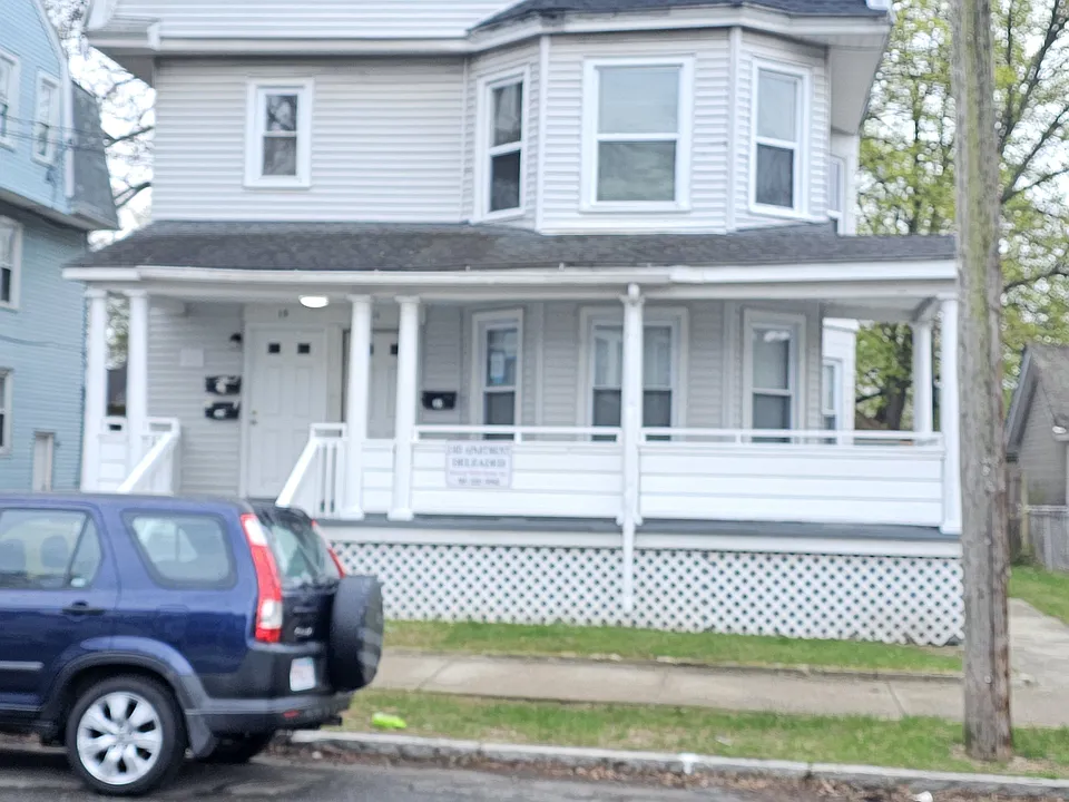11-15 Fairmount St #2