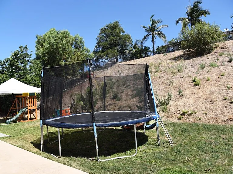 1707 Cortez Ave — Photo 2