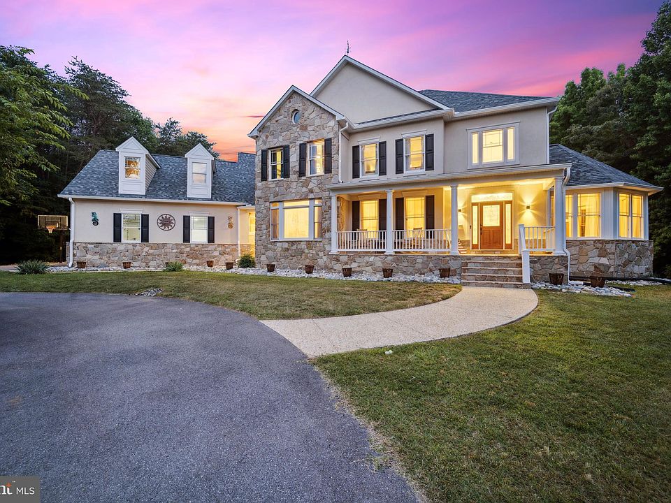 1st image of 3510 Deer Pass Ln