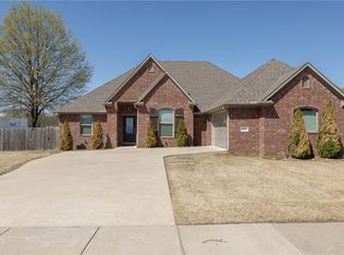 4008 SW Roundstone Blvd, Bentonville, AR 72713
