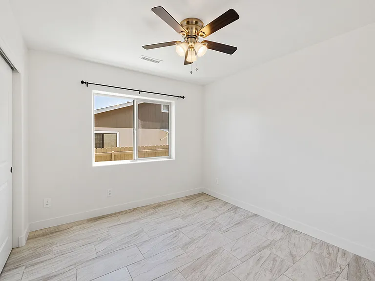 6201 N Reata Dr #2 — Photo 16