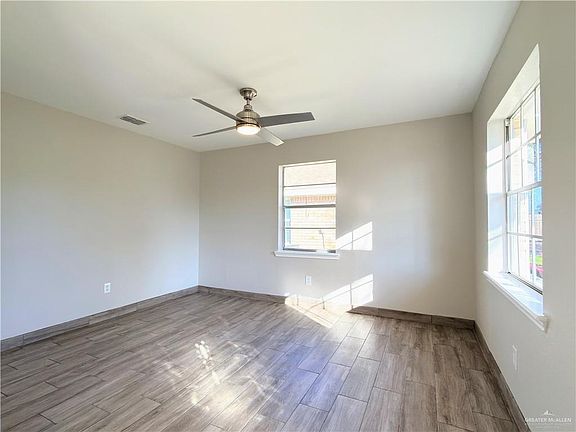 2nd image of 1409 El Recreo Cir