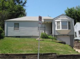 2422 S 48th St, Omaha, NE 68106