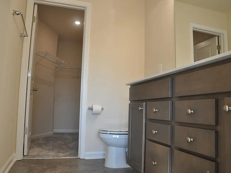 611 Bucknell Way — Photo 14