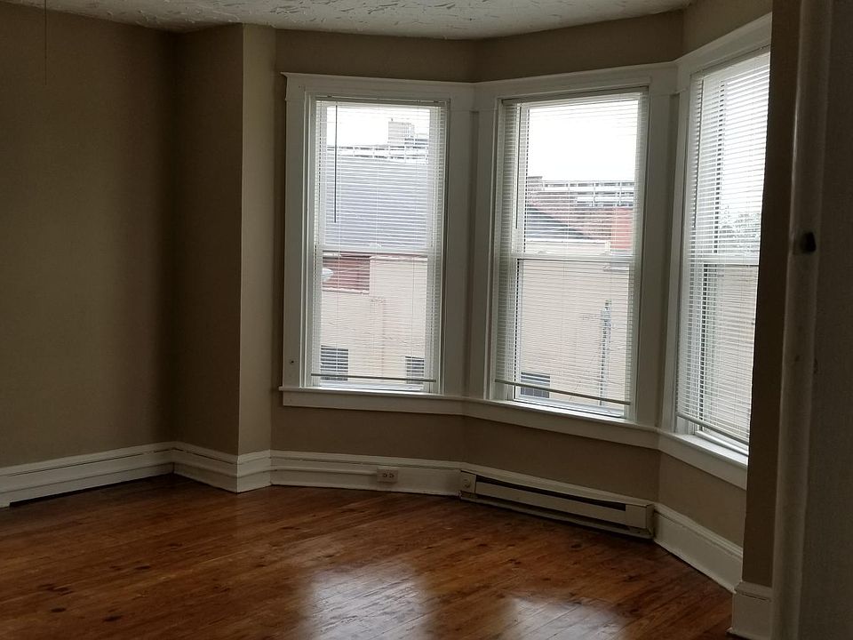 1st image of 299 Summit Ave APT 3