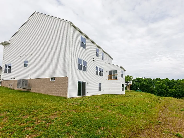 109 Mesa Dr — Photo 29