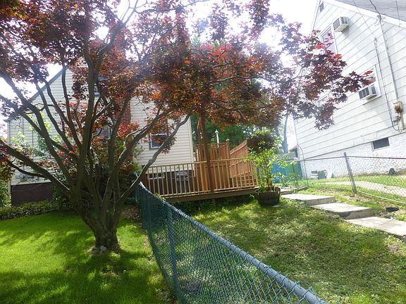 3rd image of 56 Marx St