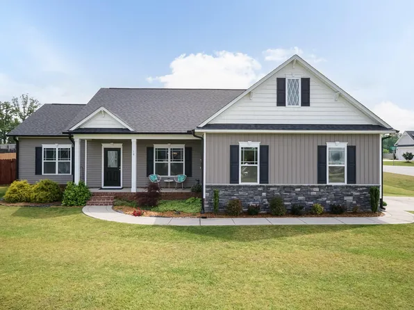 18 Fisher Rd, Lillington, NC 27546