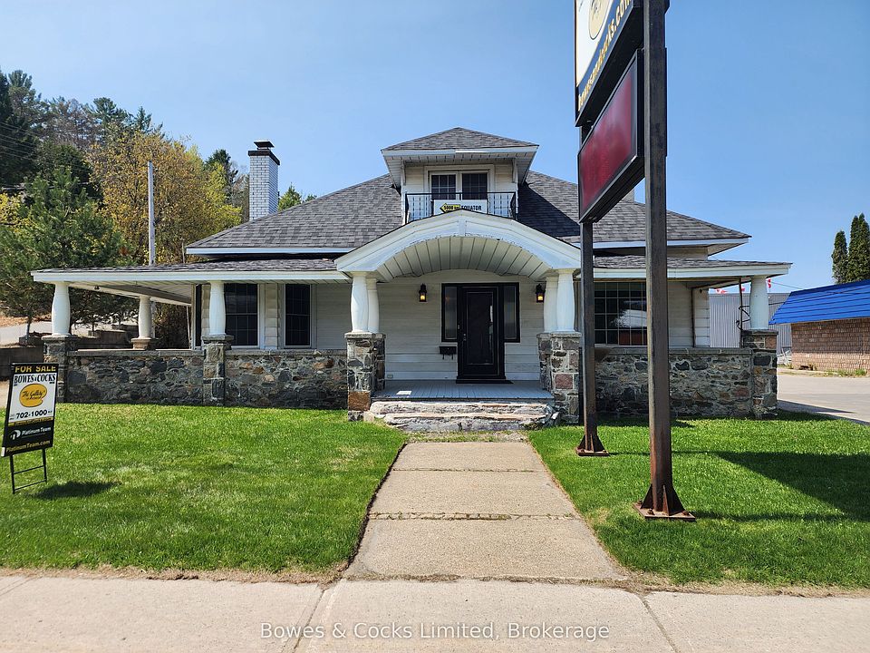 1st image of 124 Maple Ave