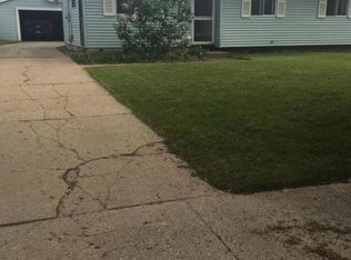 1562 Beech St SW, Wyoming, MI 49509