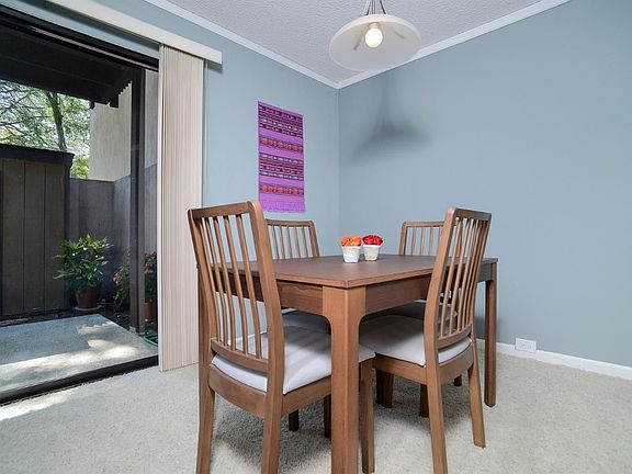 5th image of 611 Woodside Sierra Unit 5
